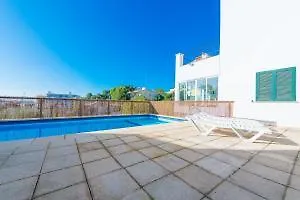 Yourhouse Ca Na Salera בקתה *